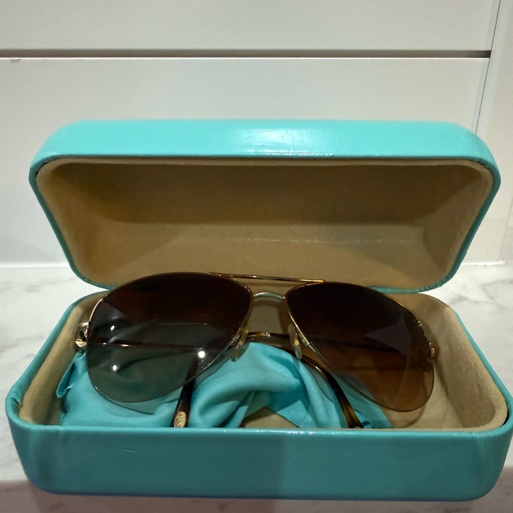 Tiffany and Co Gold Aviator Sunglasses